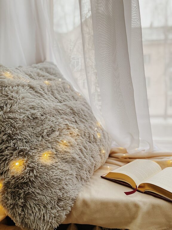 Tips for Creating a Cosy and Inviting Reading Nook at Home